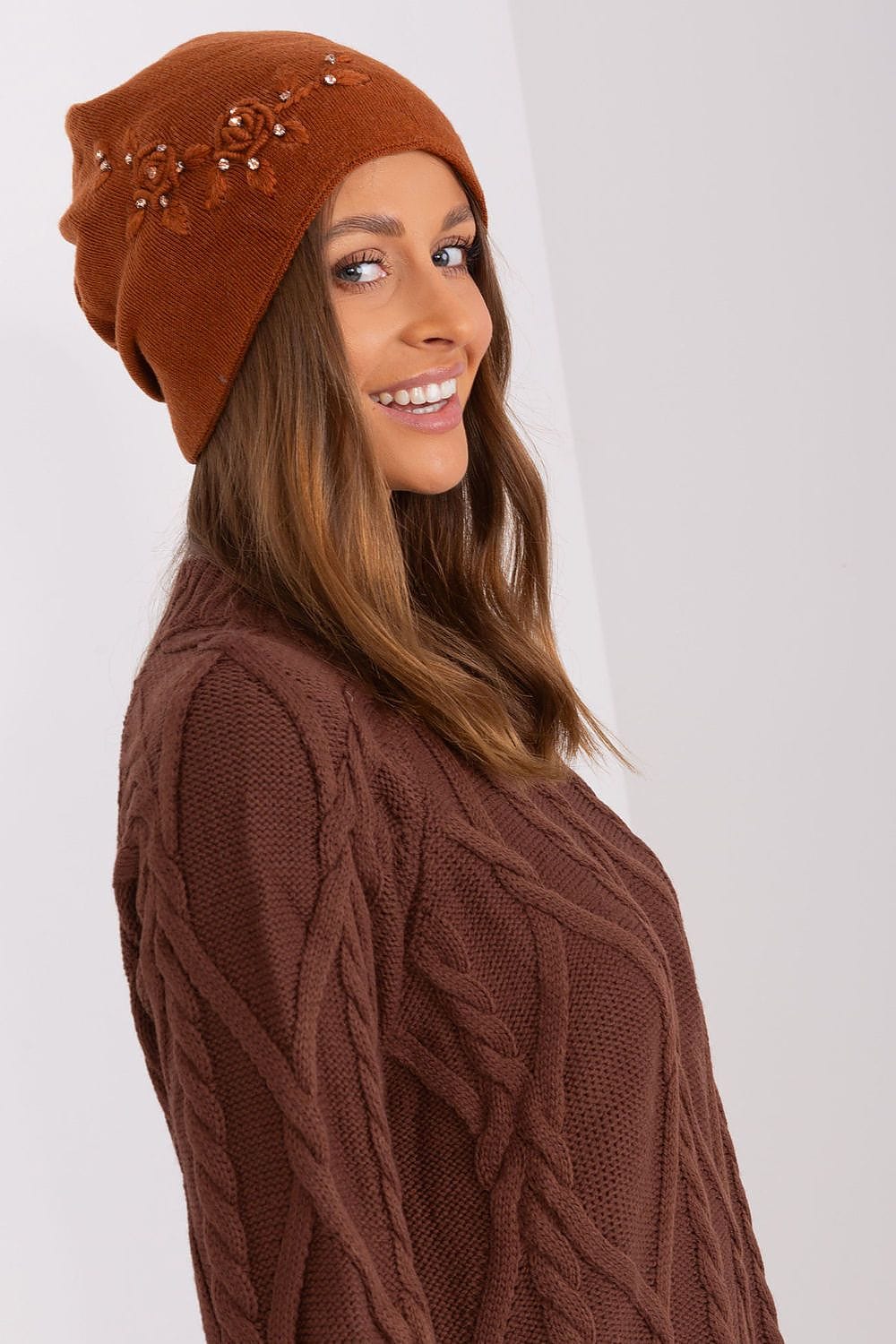 Women's Knit Winter Hat Applique - ShalayeFashion