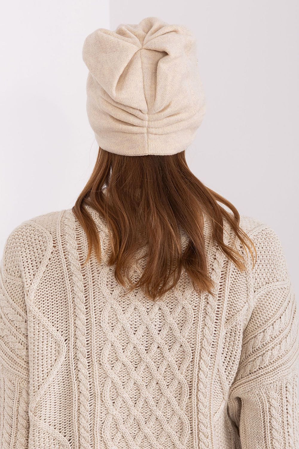 Women's Knit Winter Hat Applique - ShalayeFashion