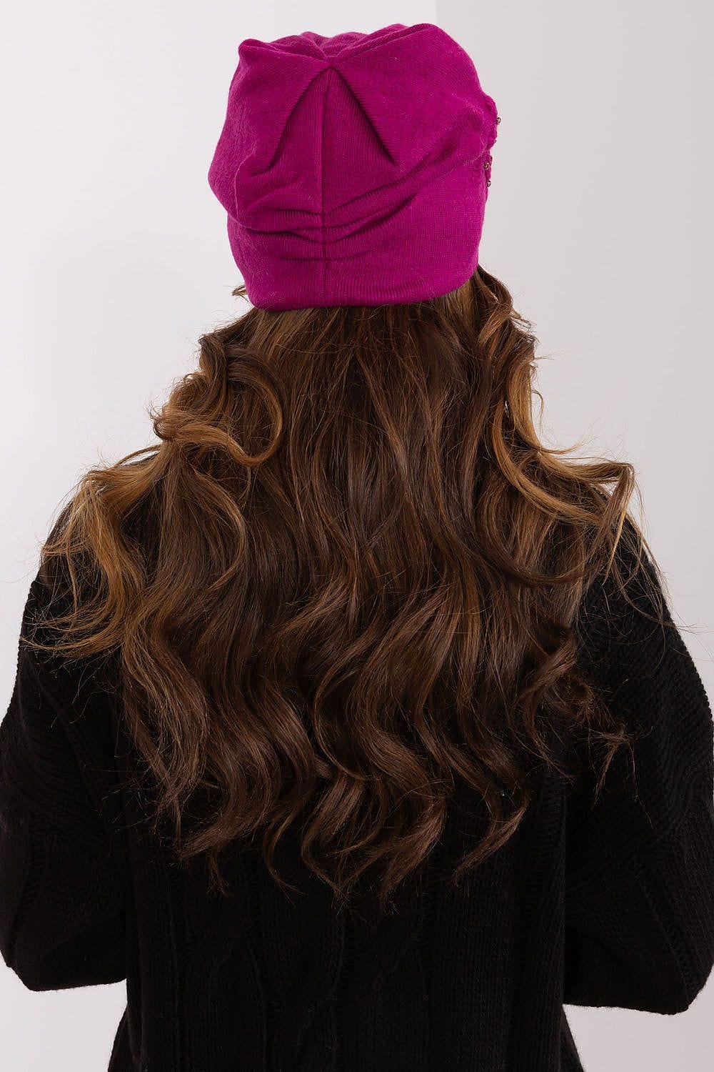 Women's Knit Winter Hat Applique - ShalayeFashion