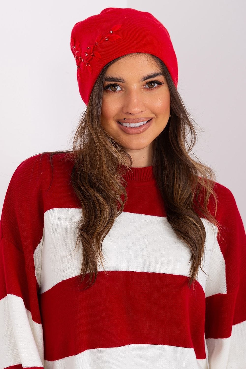 Women's Knit Winter Hat Applique - ShalayeFashion