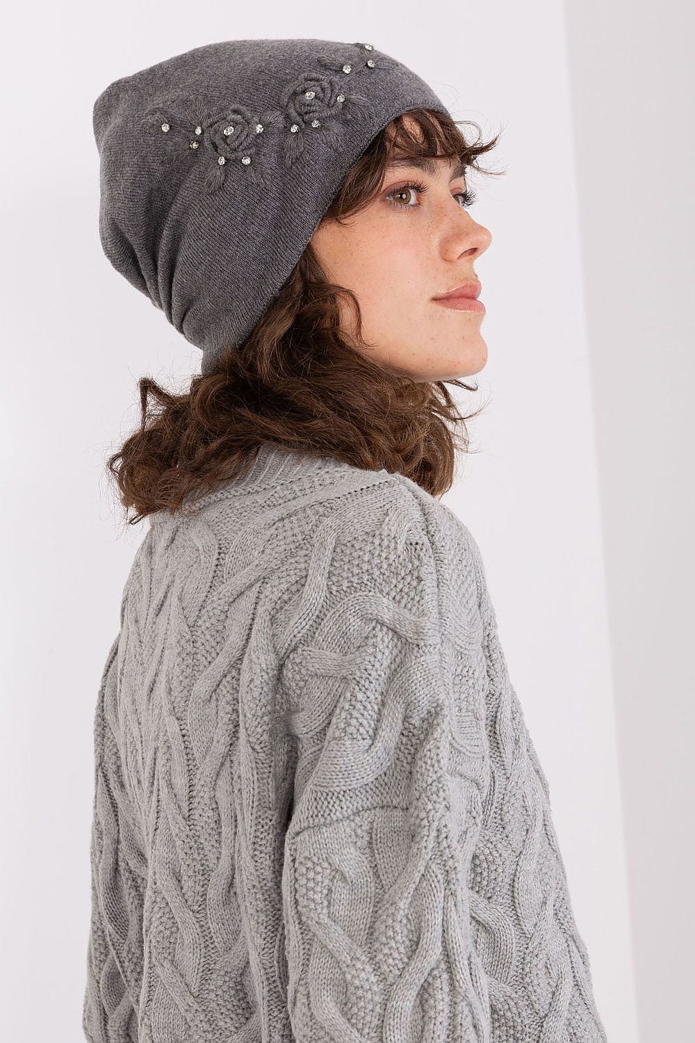 Women's Knit Winter Hat Applique - ShalayeFashion