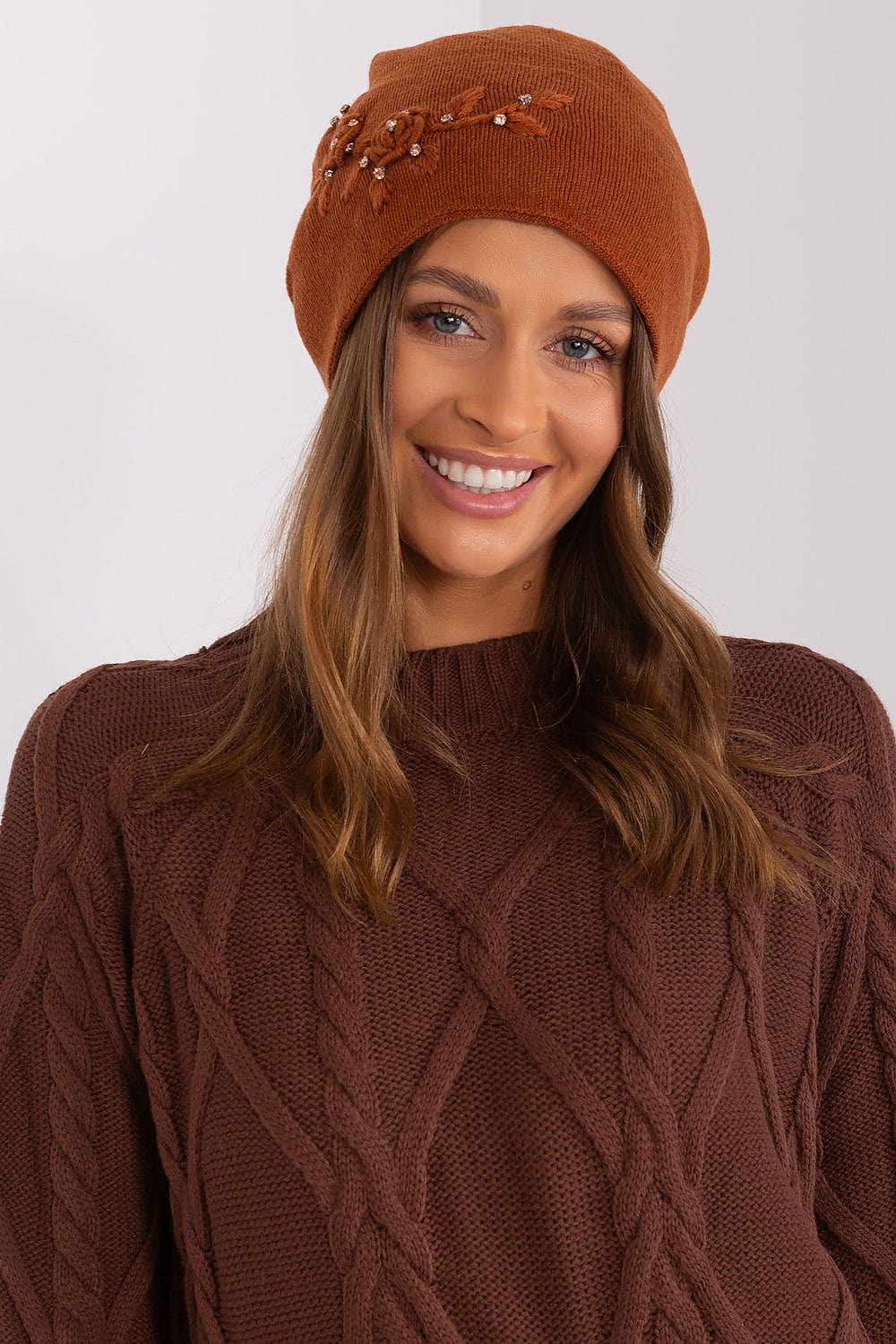 Women's Knit Winter Hat Applique - ShalayeFashion