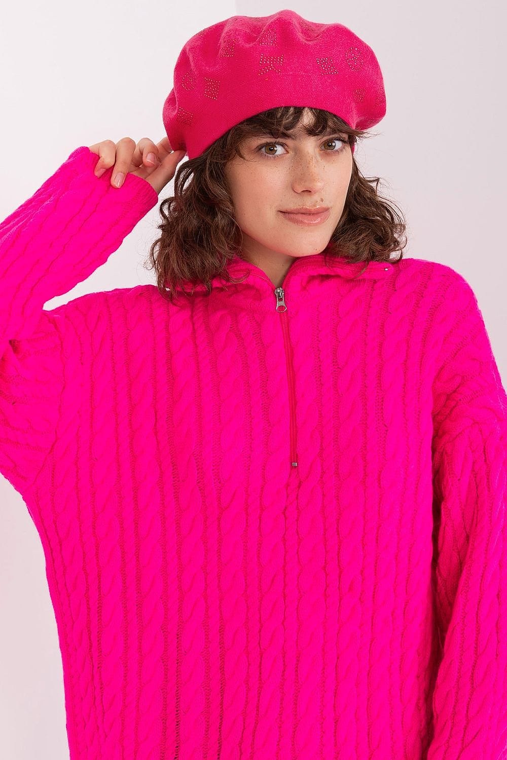 Women's Knitted Rhinestone Beret - ShalayeFashion