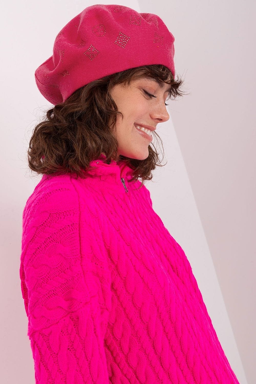 Women's Knitted Rhinestone Beret - ShalayeFashion