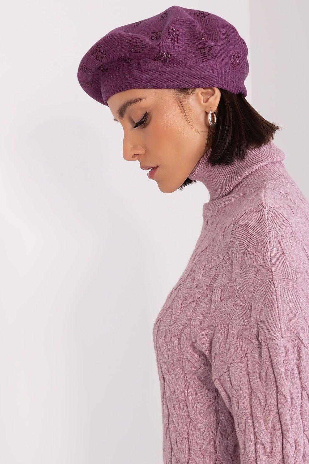 Women's Knitted Rhinestone Beret - ShalayeFashion