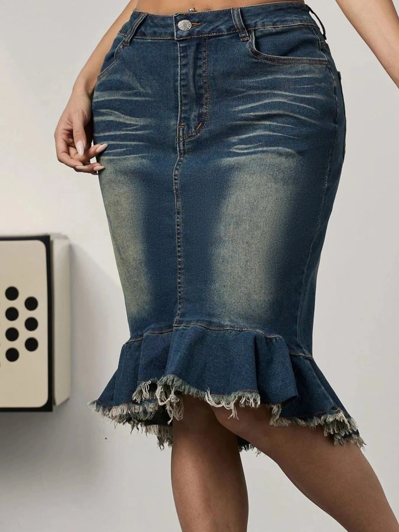 Women’s Raw Hem Mermaid Denim Skirt - ShalayeFashion