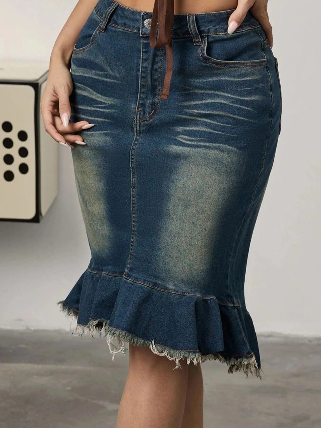 Women’s Raw Hem Mermaid Denim Skirt - ShalayeFashion