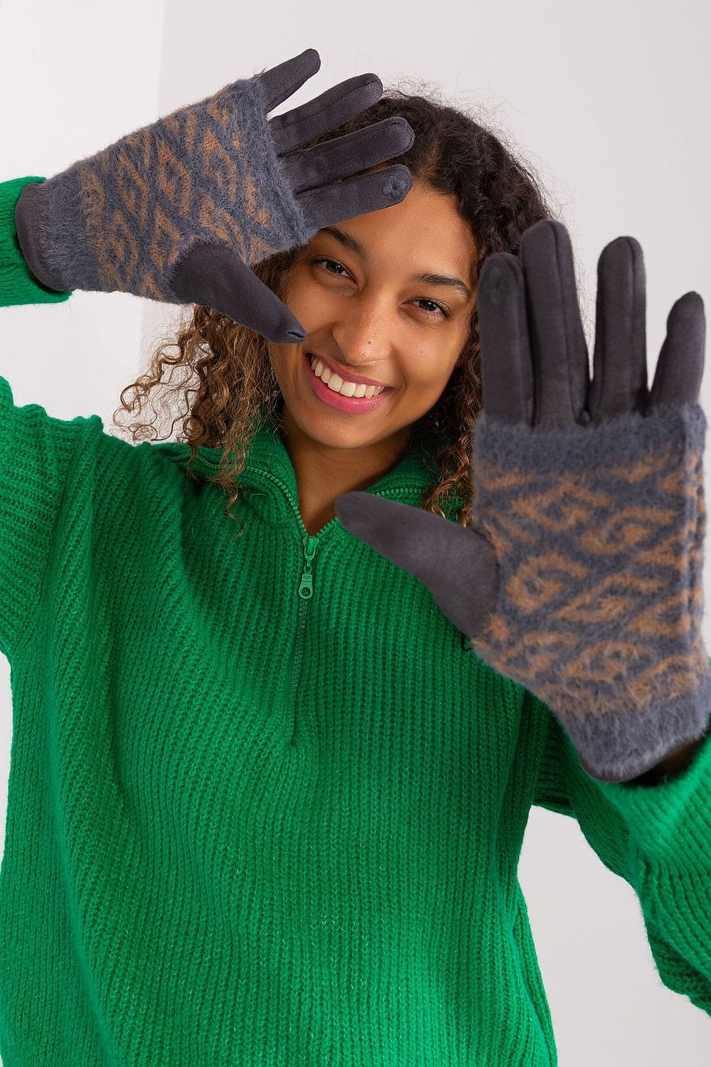 Women's Removable Insulation Touchscreen Gloves - ShalayeFashion