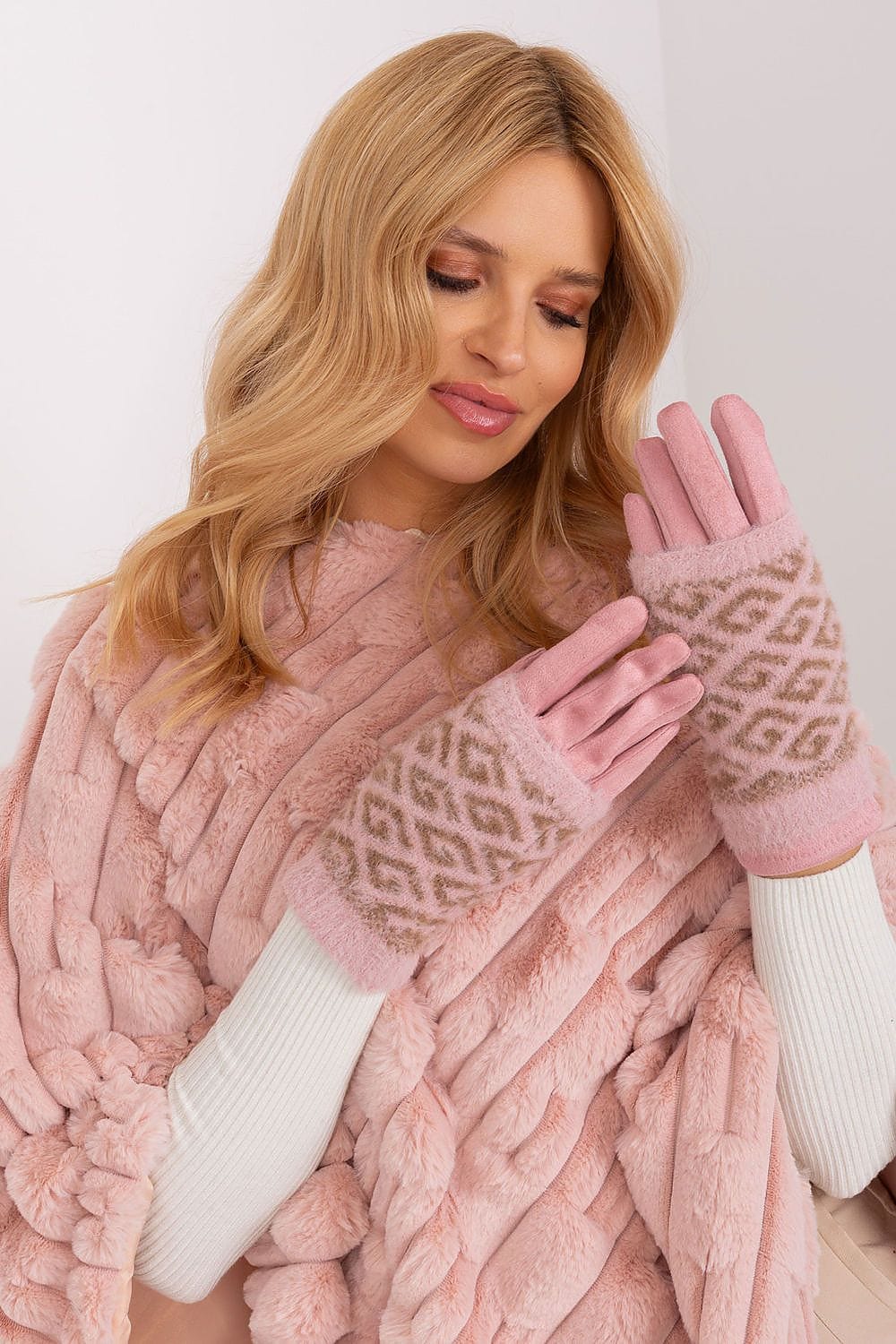Women's Removable Insulation Touchscreen Gloves - ShalayeFashion
