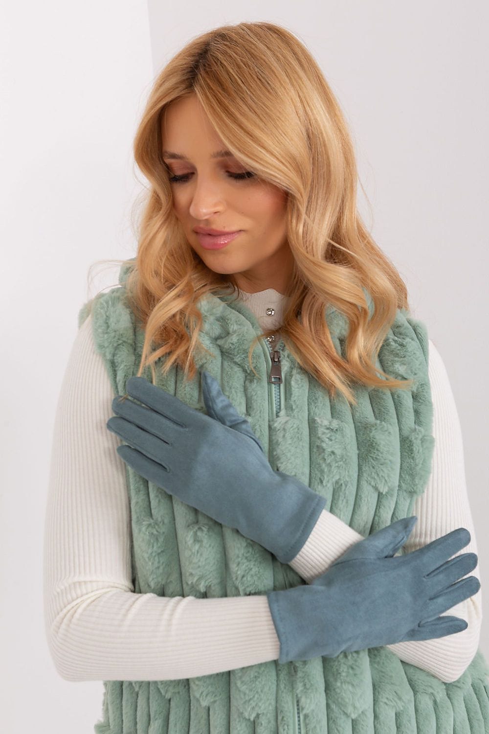 Women's Smooth Insulated Touchscreen Gloves - ShalayeFashion