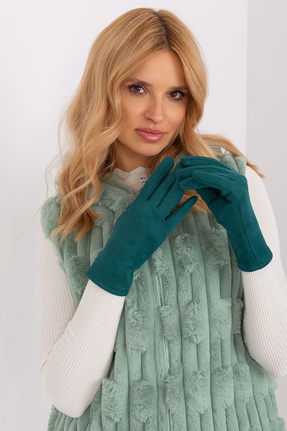 Women's Smooth Insulated Touchscreen Gloves - ShalayeFashion