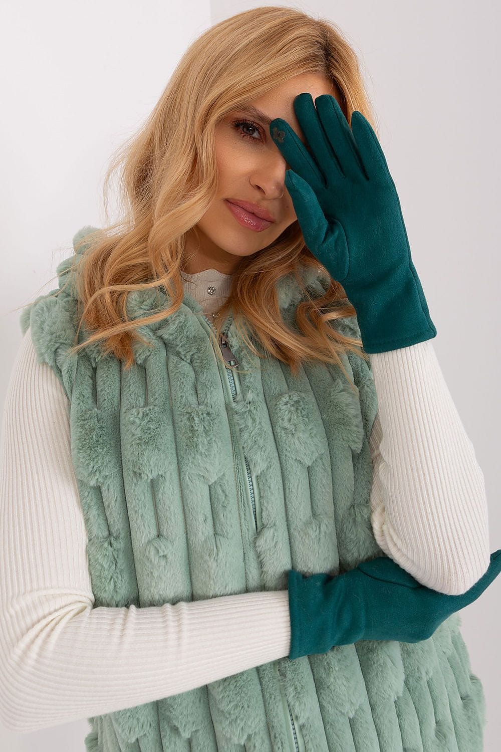 Women's Smooth Insulated Touchscreen Gloves - ShalayeFashion