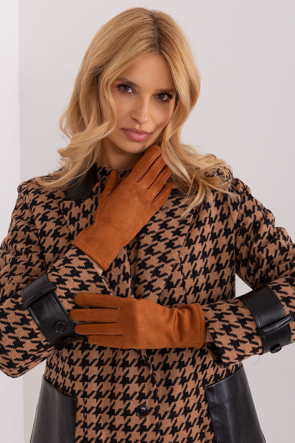 Women's Smooth Insulated Touchscreen Gloves - ShalayeFashion