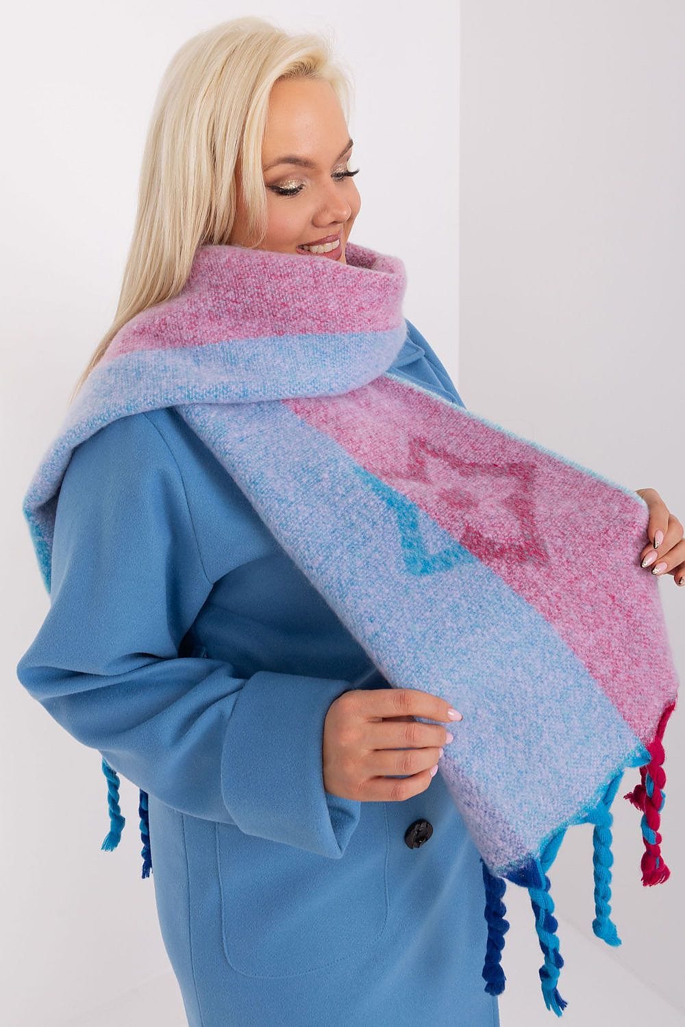 Women's Striped Pattern Scarf Tassels - ShalayeFashion