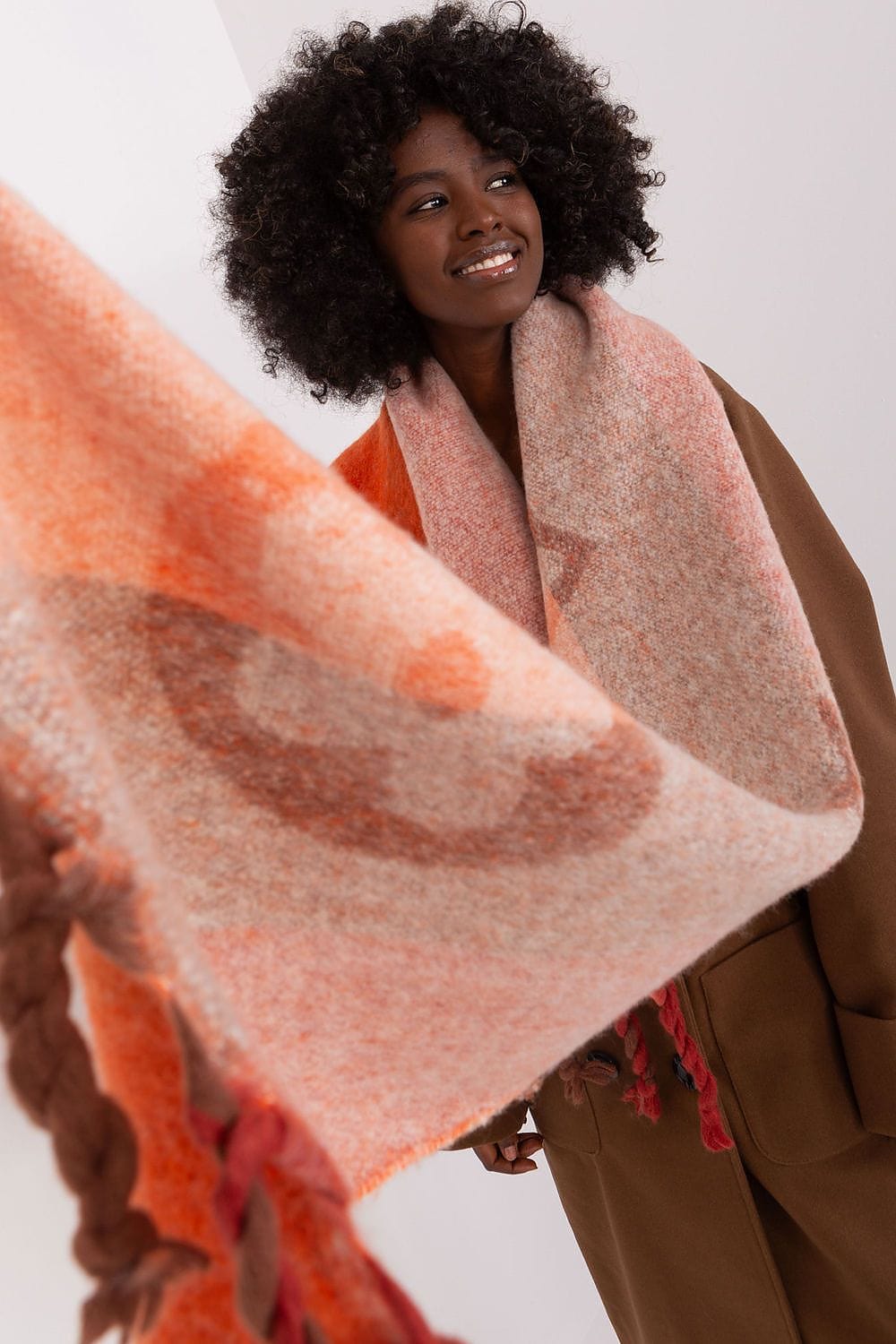 Women's Striped Pattern Scarf Tassels - ShalayeFashion