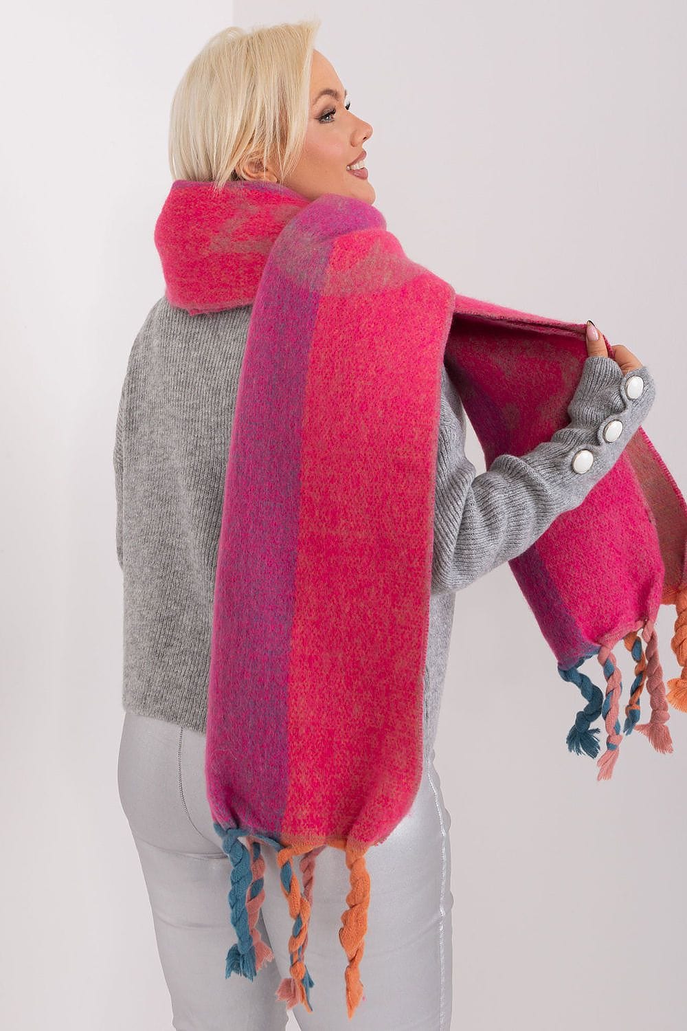 Women's Striped Pattern Scarf Tassels - ShalayeFashion