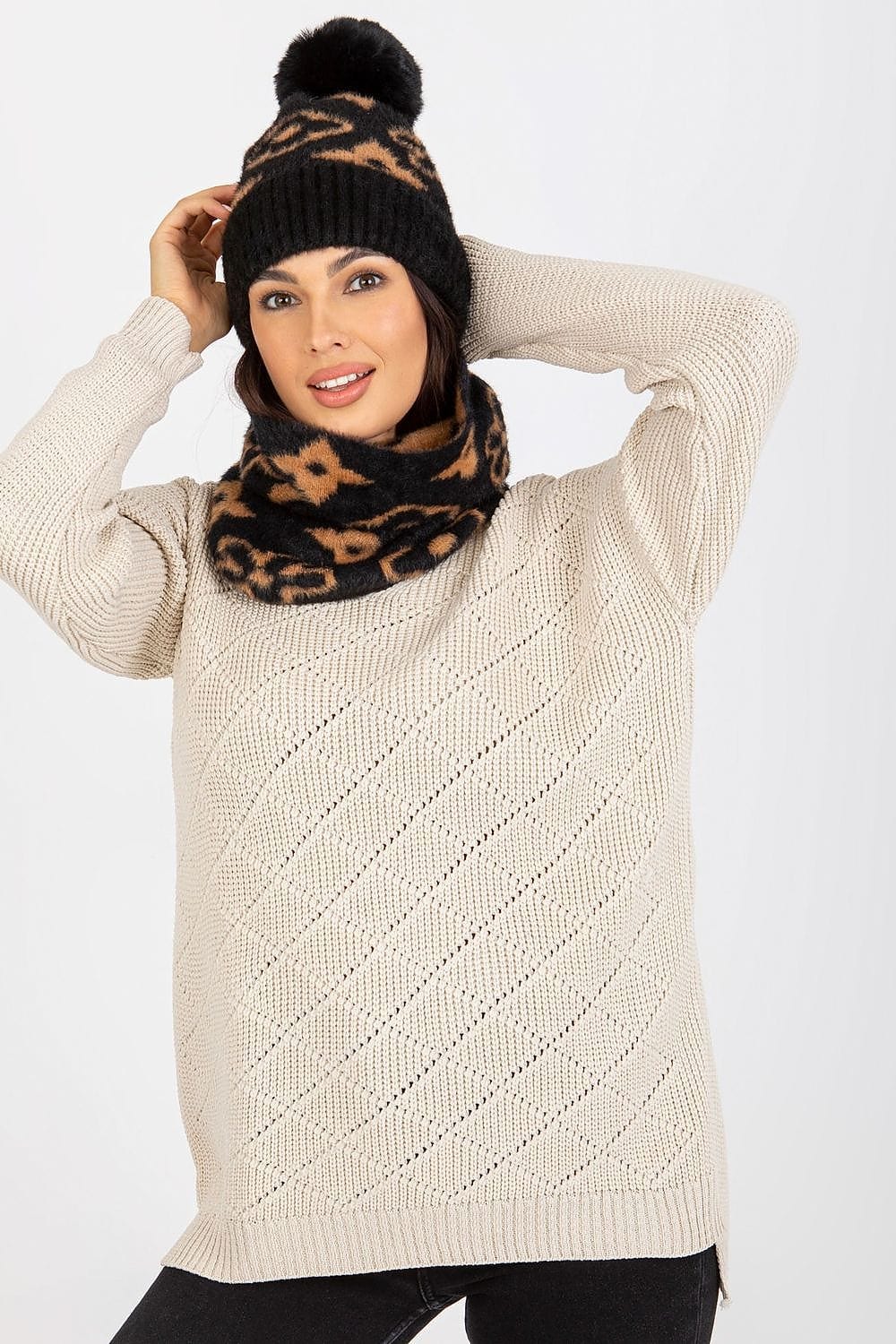 Women's Thick Winter Cap Pom - Pom Wide Welt - ShalayeFashion