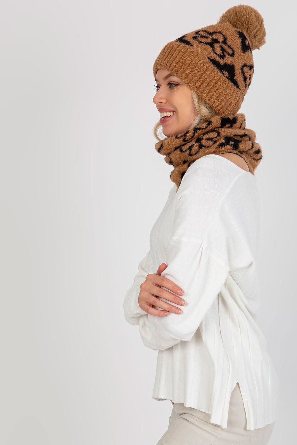 Women's Thick Winter Cap Pom - Pom Wide Welt - ShalayeFashion