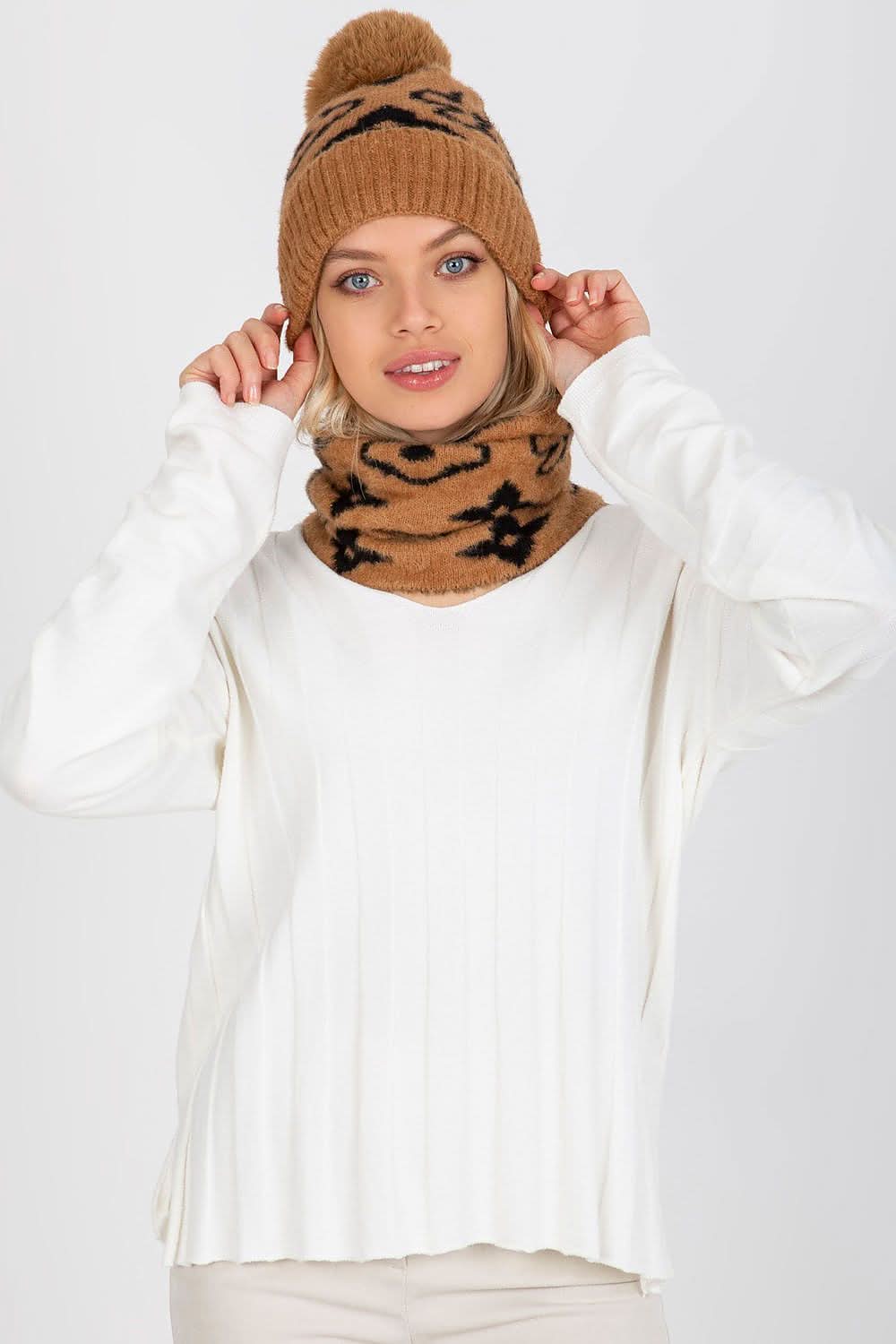 Women's Thick Winter Cap Pom - Pom Wide Welt - ShalayeFashion