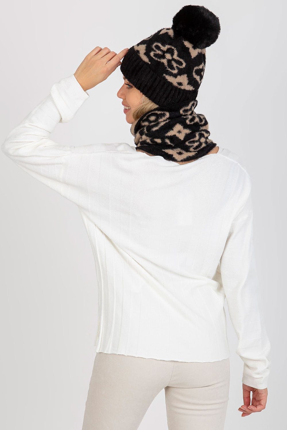 Women's Thick Winter Cap Pom - Pom Wide Welt - ShalayeFashion