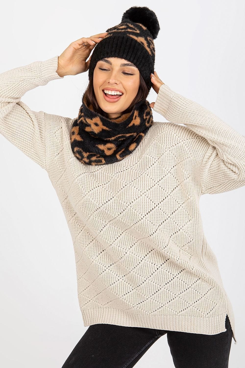 Women's Thick Winter Cap Pom - Pom Wide Welt - ShalayeFashion
